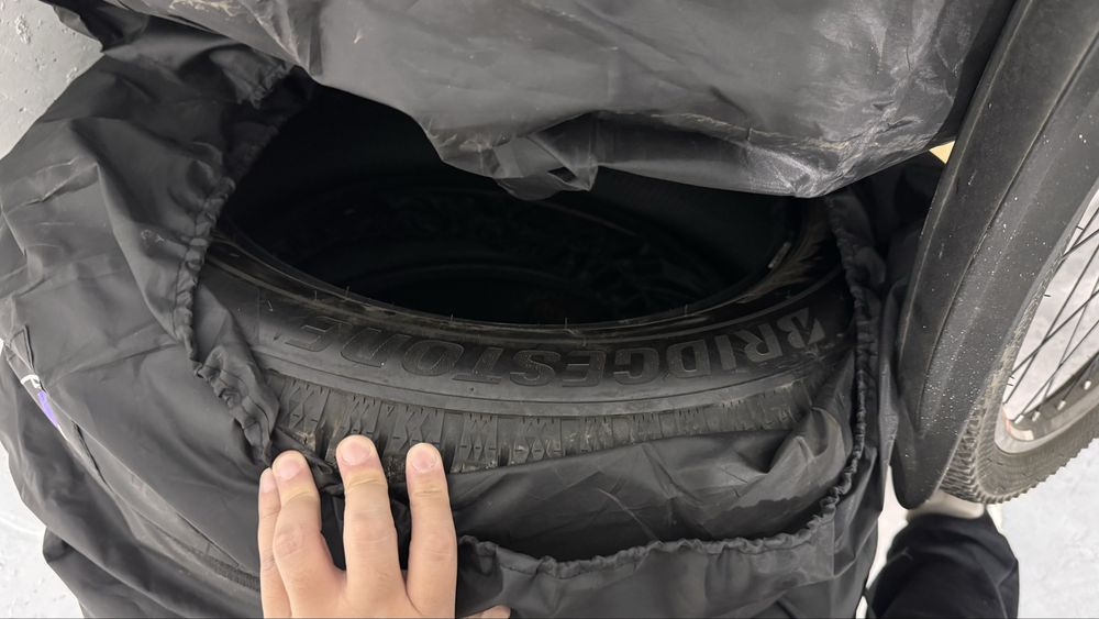 Bridgestone зимний шины 225/60/18