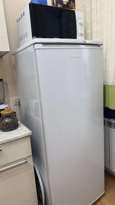 Продам холодильник