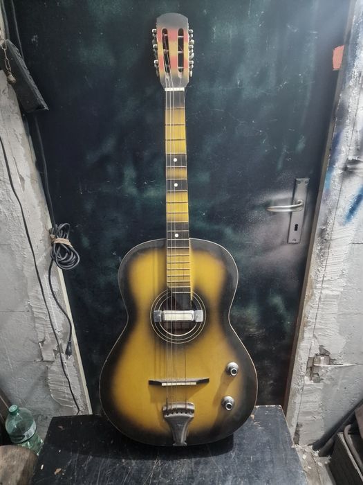 Електрическа акустична китара Кремона