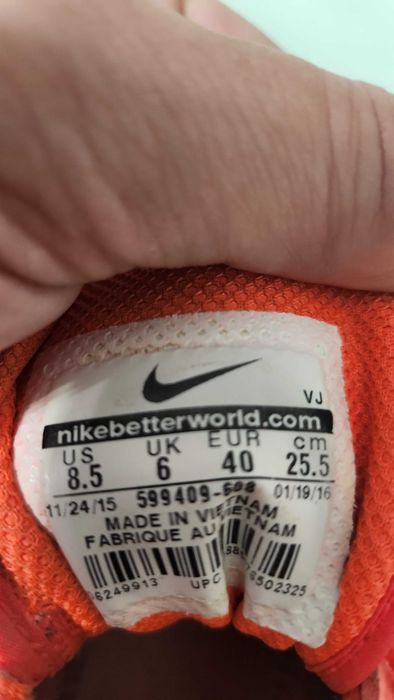 Маратонки Nike много як и свеж цвят