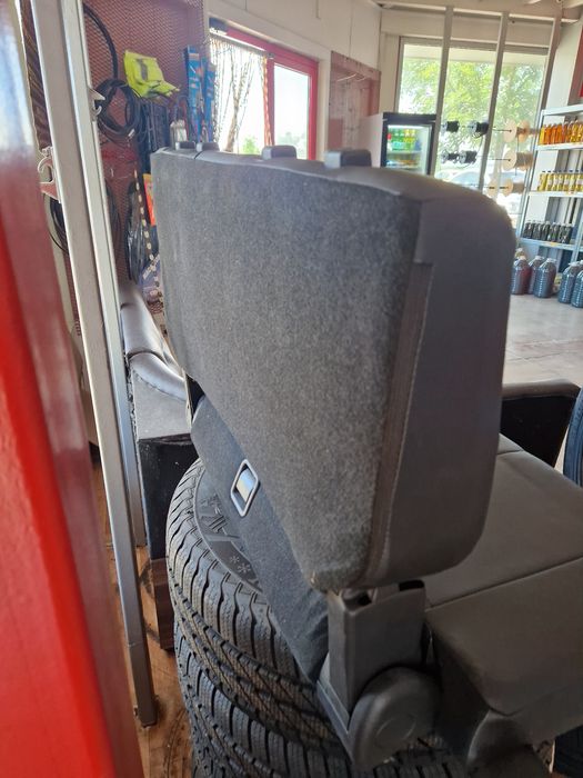 Митсубиши Паджеро 2008г. седалка трети ред