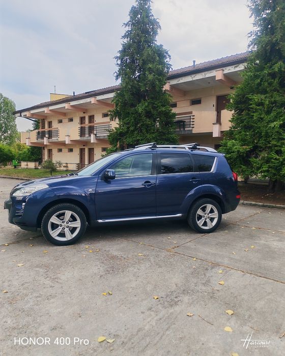 Vând Peugeot  4007 în stare foarte bună