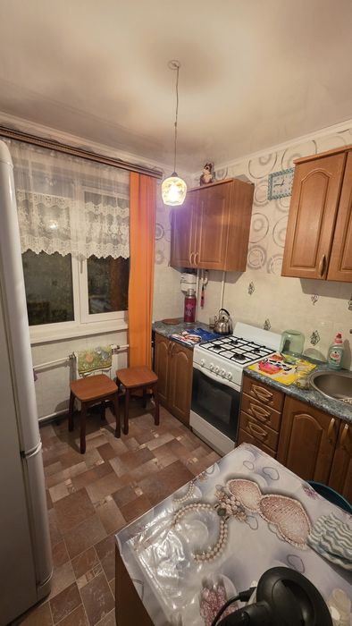 Продам 2хком квартиру район Черёмушки.