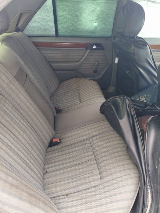 Запчасти Мерседес 124