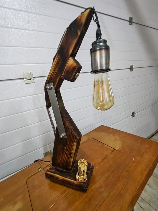 Lampa decorativa din lemn stil steampunk