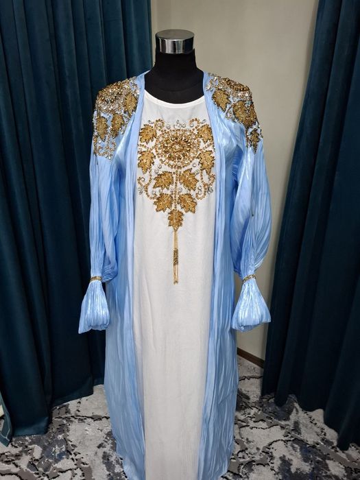 Двойка Абая Производство Дубай