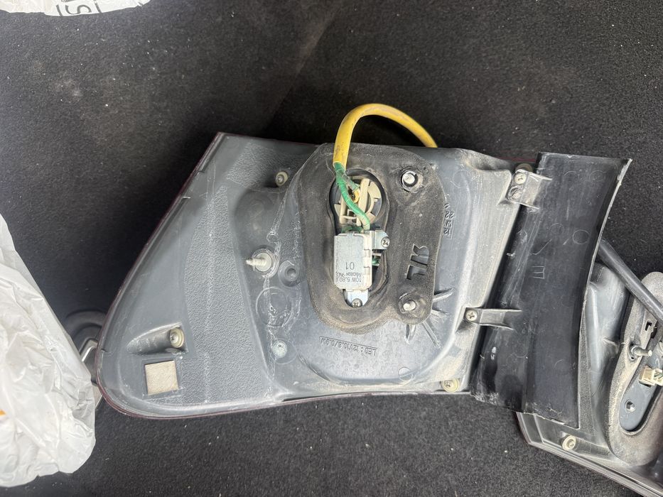 Продам фары от лексус gs190