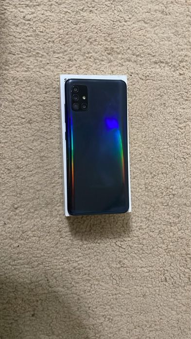 продам Samsung A51 4/64