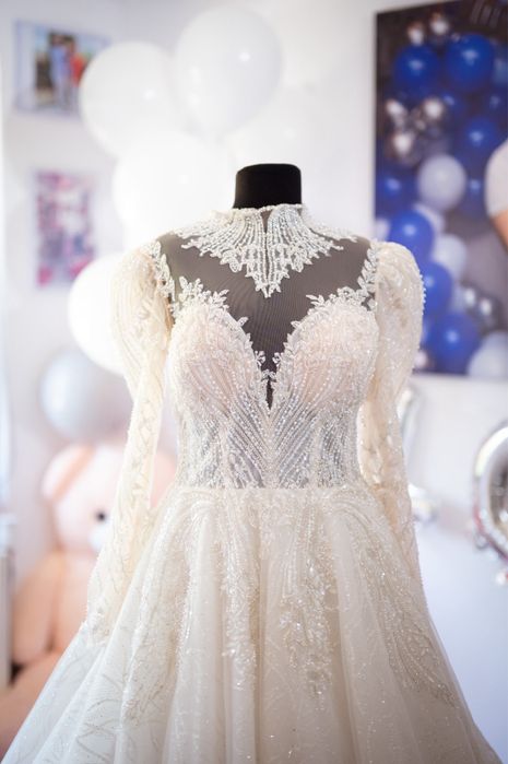 Rochie de mireasa de vanzare stare buna