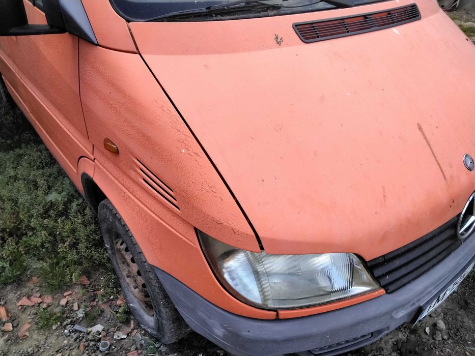 Mercedes 208 camioneta 7 locuri