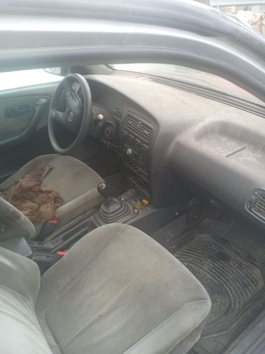 Продам машину нисан примьера