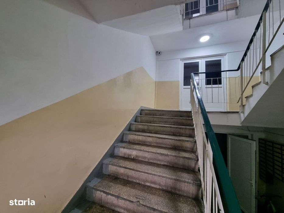 Garsoniera zona CET