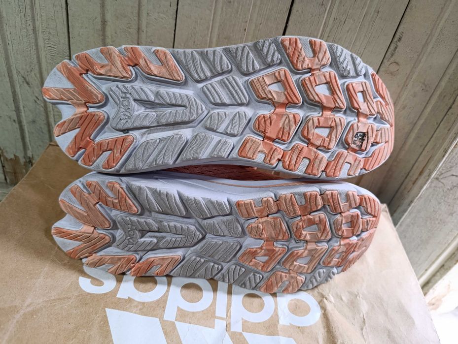 HOKA ONE ONE Kawana''оригинални маратонки 42 номер