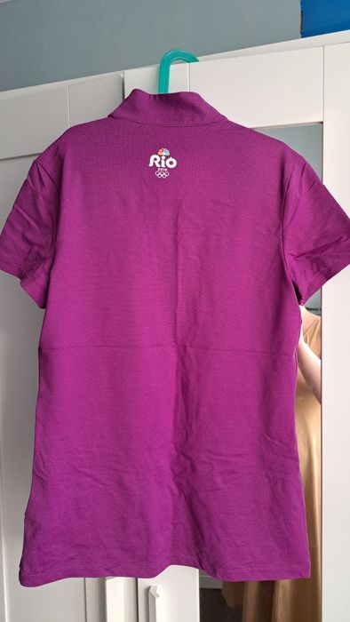 Футболки и олимпийки Nike