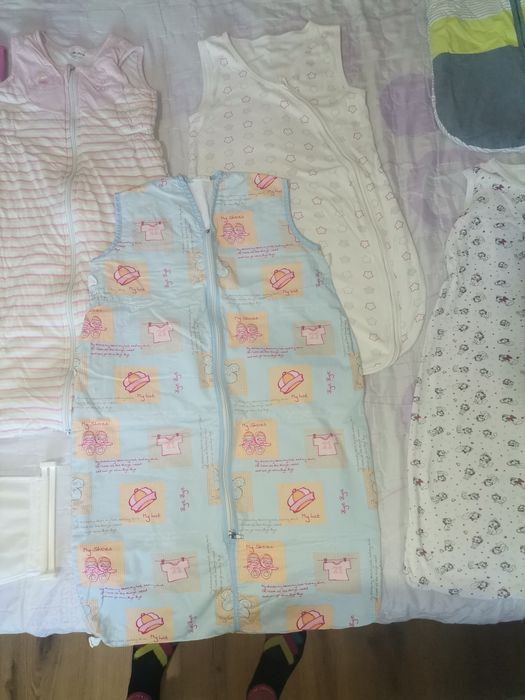 Спални чувалчета и мрежички за баня