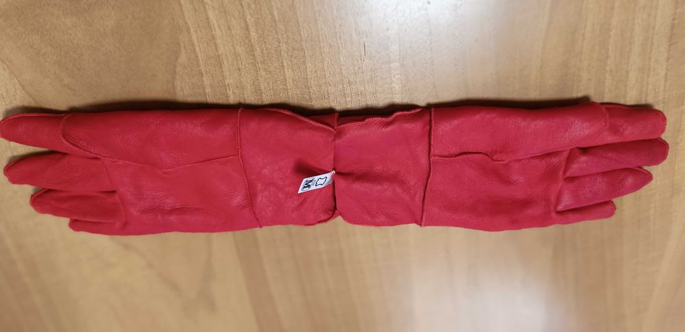 Кожени Ръкавици-Дамски