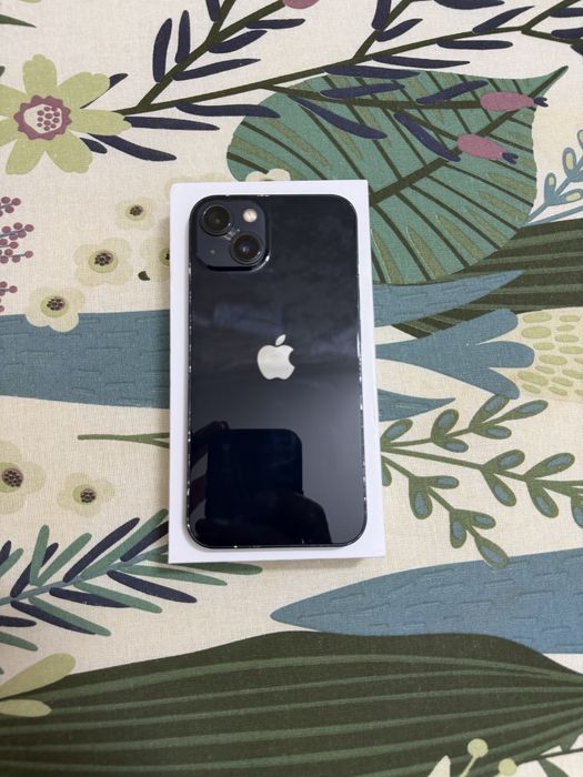 срочно продам iphone 13