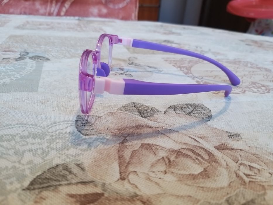 Нечуплива рамка за детски очила