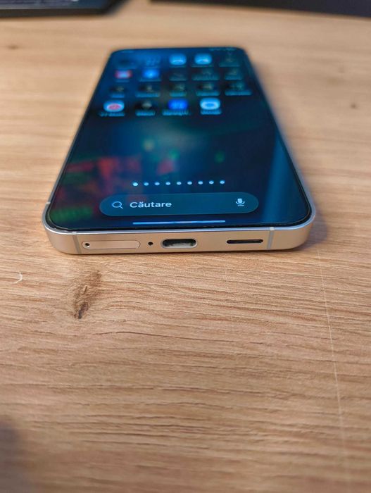 Samsung Galaxy S24 256GB - Ca nou / Impecabil