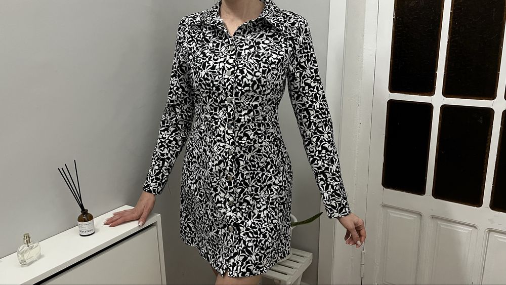 Платье фирмы Befree