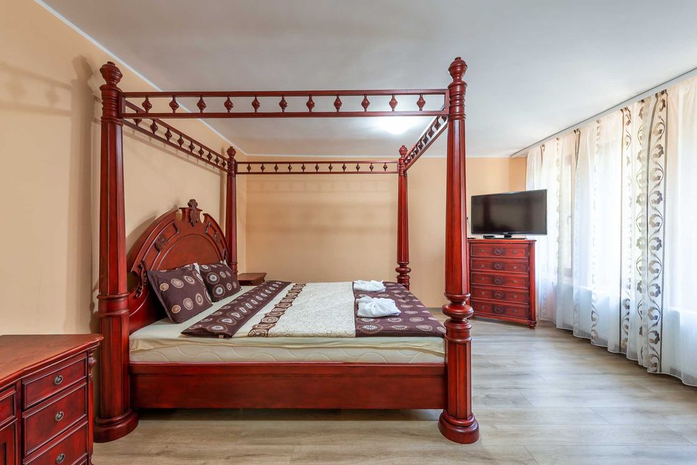 Продава се Хотел в с. Паничище, Област Кюстендил - 2250 кв.м за 1289 €/кв.м - Снимка #9