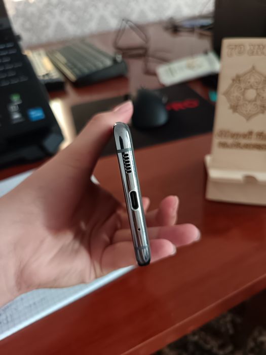 Продам Самсунг с20+