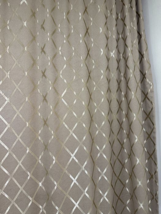 Продам шторы 400х285