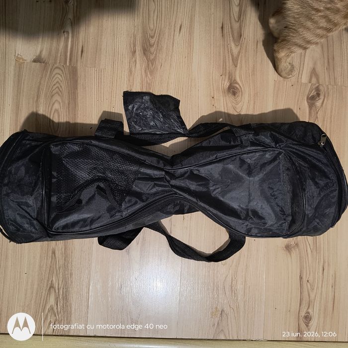 Hoverboard cu lumini și Bluetooth
