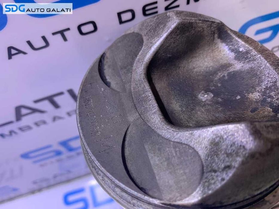 Piston Pistoane cu Biela Seat Leon 1P 2.0 FSI BLR BVY 2006 - 2010 Cod 06D107099M 06D107065R