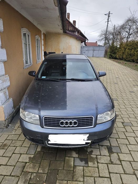 Audi A4 Audi A4, bine întreținut, interior din piele