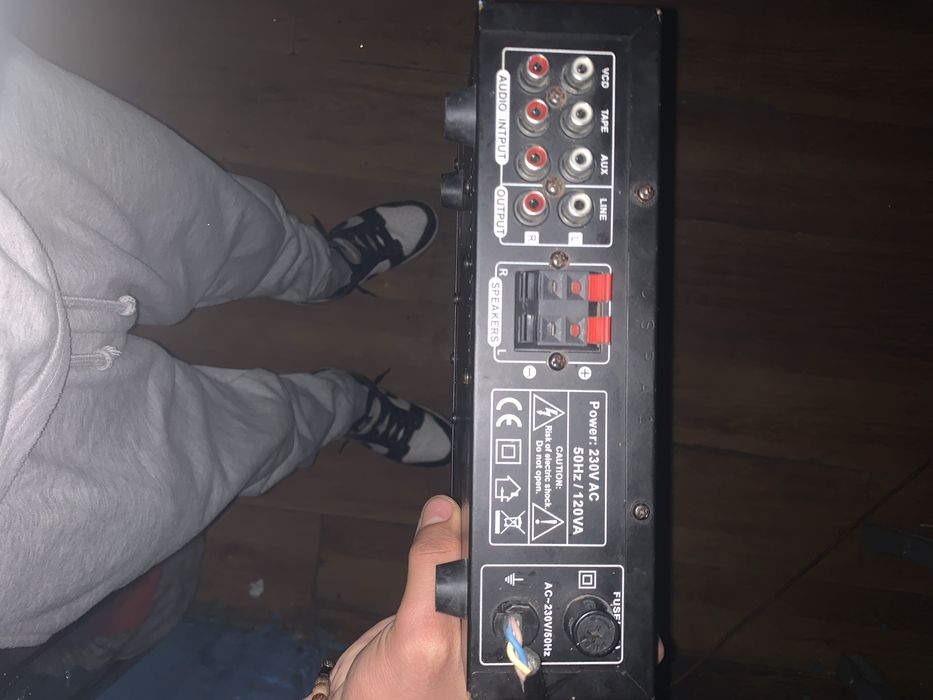 Vand amplificator digital karaoke LTC K100