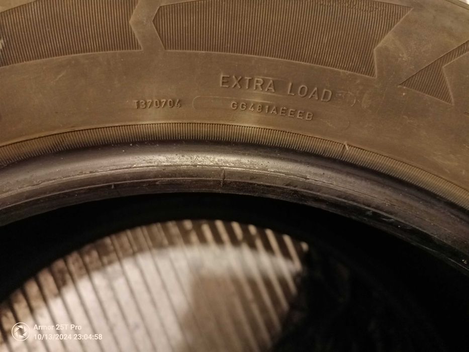 Зимни гуми Goodyear 235/60R18