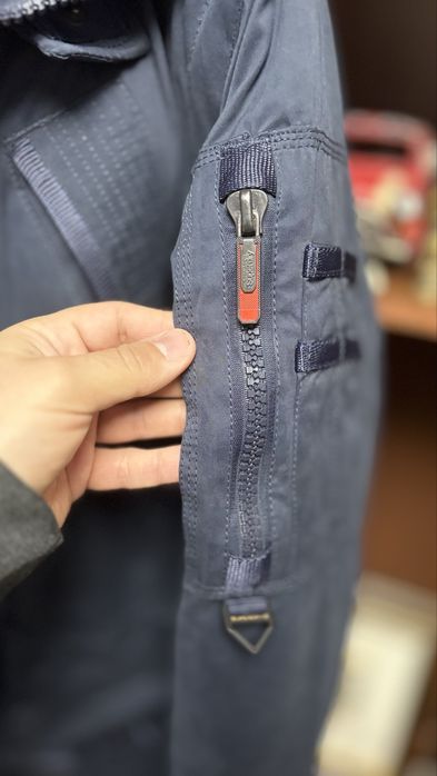 Geaca Superdry Marime L Albastru-Gluga-Foarte Caldursa-Stare F Buna-OK