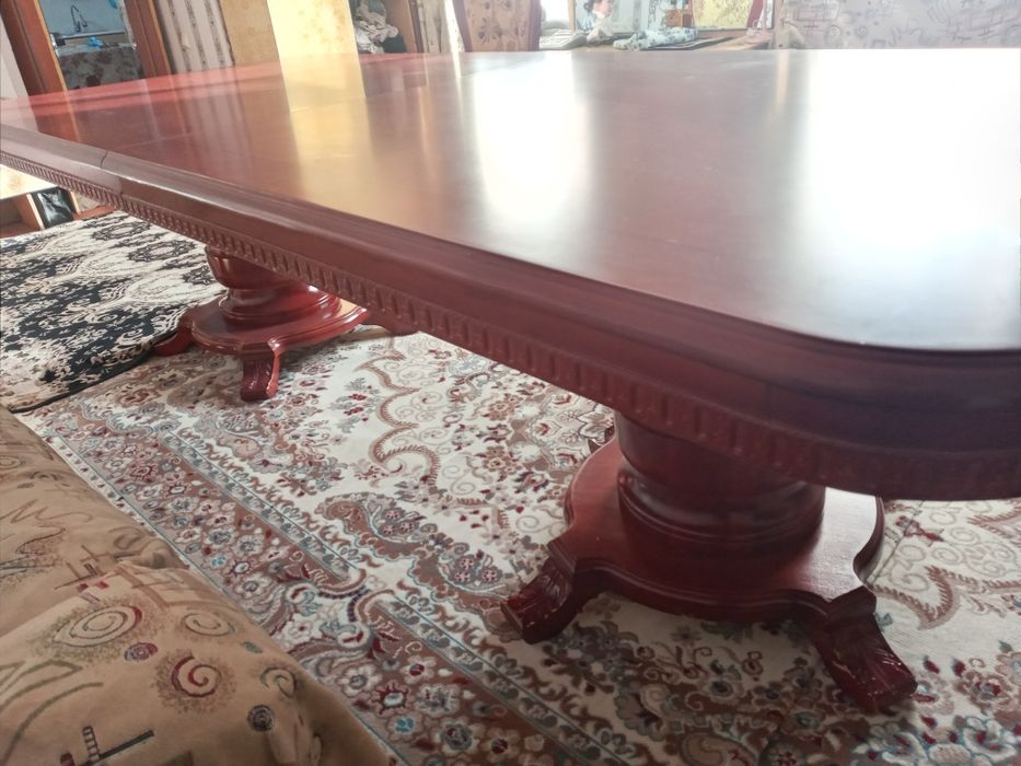 Срочна продам стол дубовый