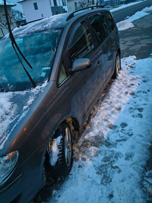 Vw туаран 2.0  i