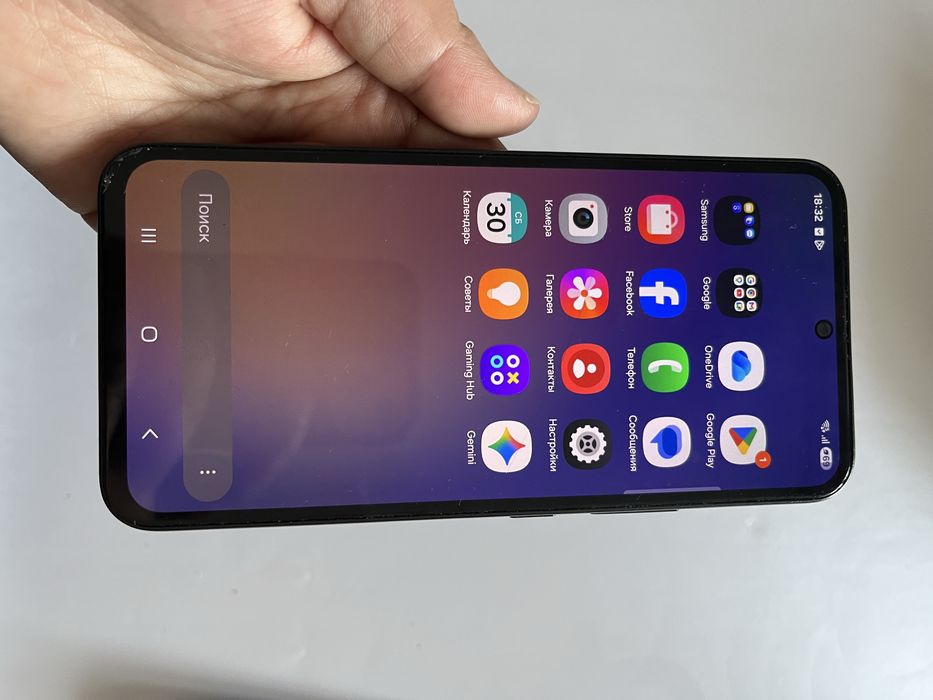 Продаю Samsung Galaxy A54 5G.