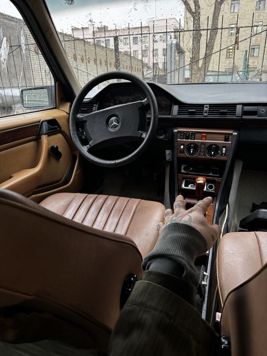 Mersedes Benz 124- 2.3 карбюратор