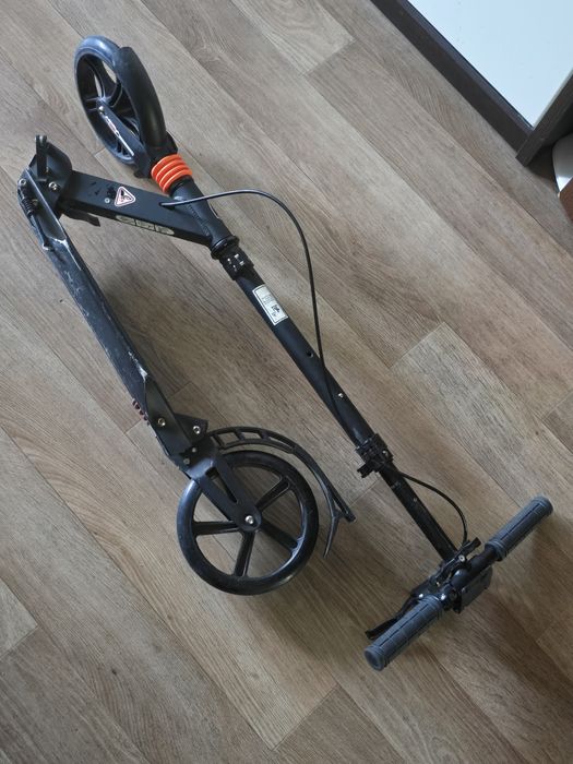 Продам самокат складной