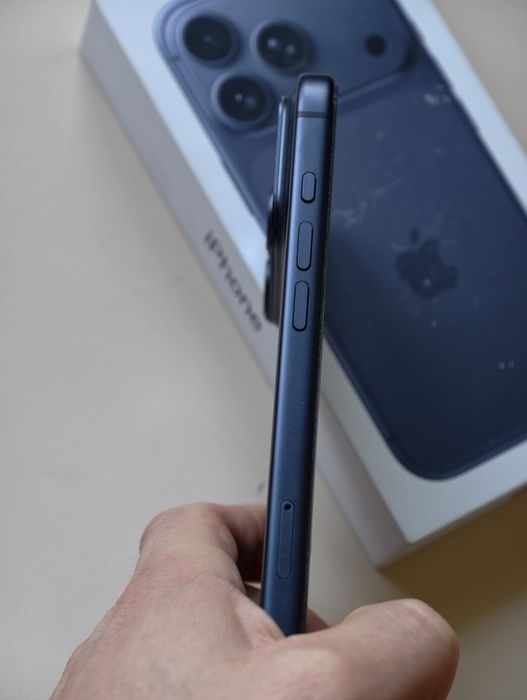 iPhone 17 Pro 256 gb ёмкость 100 EAC