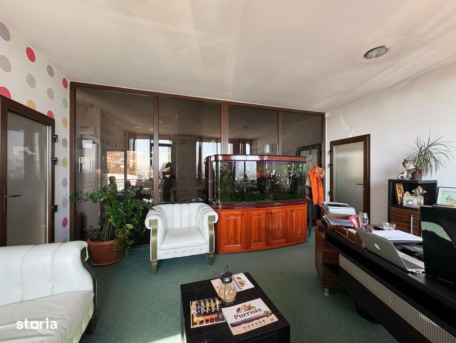 Apartament 4 camere, ultrafinisat, mobilat pentru birou, panorama unic