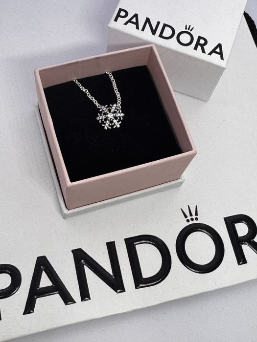 Pandora колие Пандора