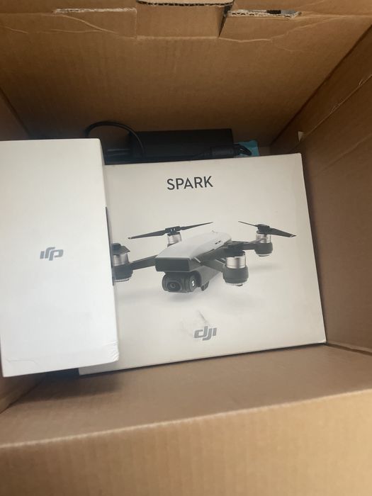 Drona dji spark combo