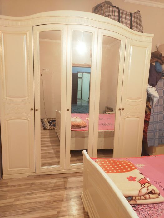 Спальня горнитур срочно продаются