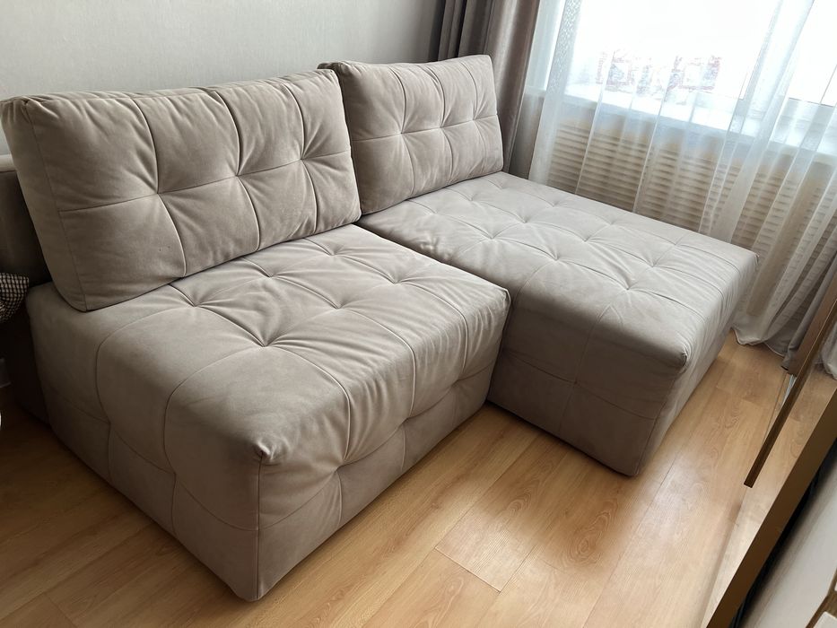 Диван угловой в отличном состоянии