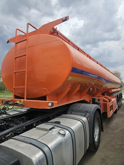 Бензовоз полу прицеп