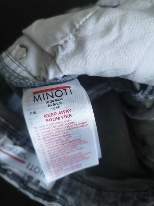 Дънки "Minoti" 18-24 м. / 86-92 см.Slim fit. ПОДАРЪК- тениска.