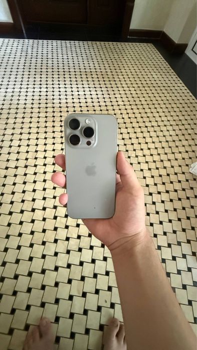 Iphone 15 pro titan 256