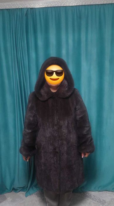 Продам норковую шубу.