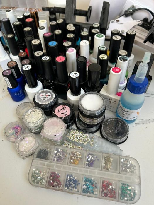 Продам Маникюрный набор