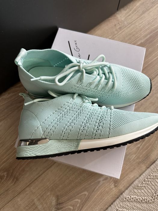 Сникърси Kate Grey номер 40